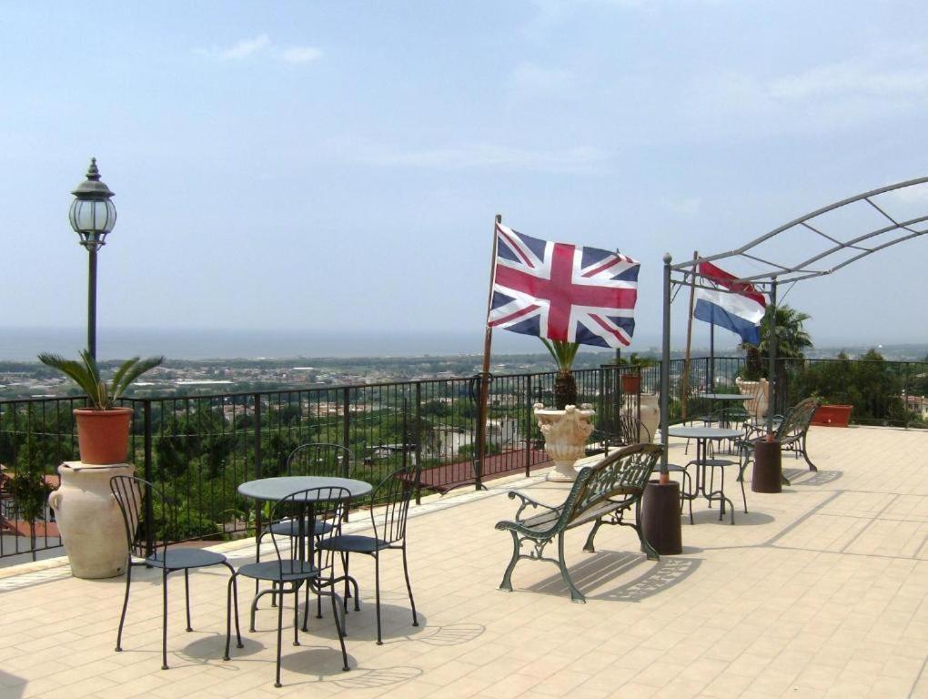 Hotel Casafort Pozzuoli Luaran gambar
