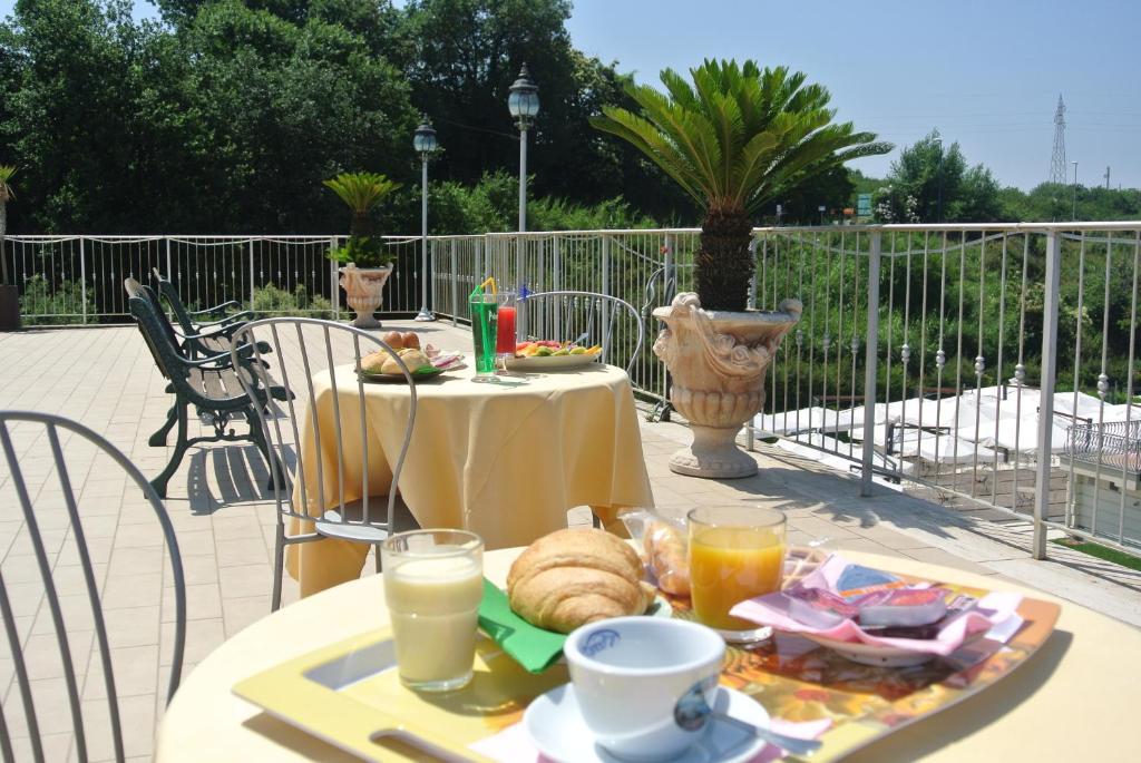 Hotel Casafort Pozzuoli Luaran gambar