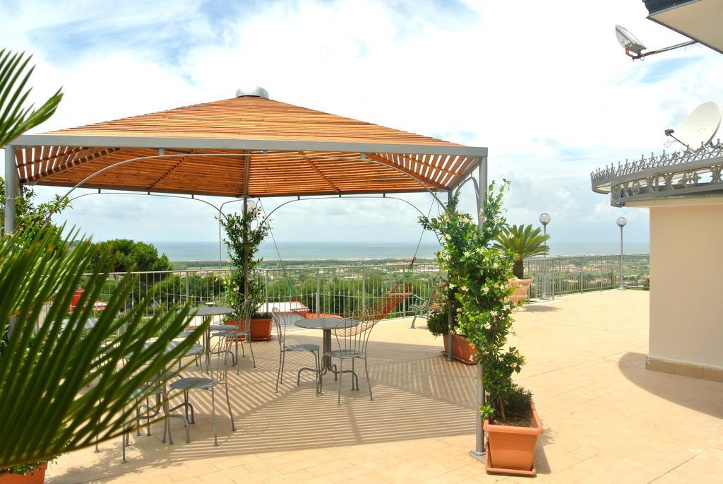 Hotel Casafort Pozzuoli Luaran gambar